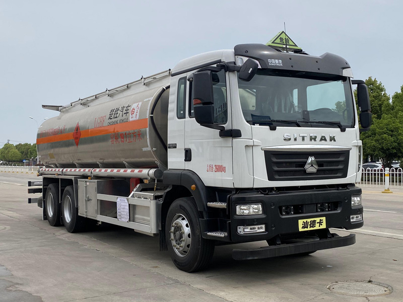 鋁合金運(yùn)油車，油罐車，楚勝汽車集團(tuán)
